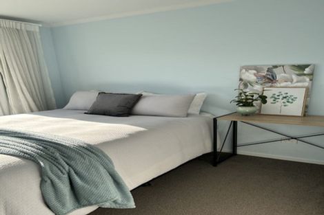 Photo of property in 30 Noumea Drive, Rangatira Park, Taupo, 3330