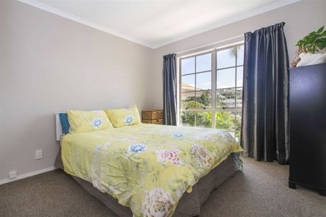 Photo of property in 10 Westminster Gardens, Unsworth Heights, Auckland, 0632
