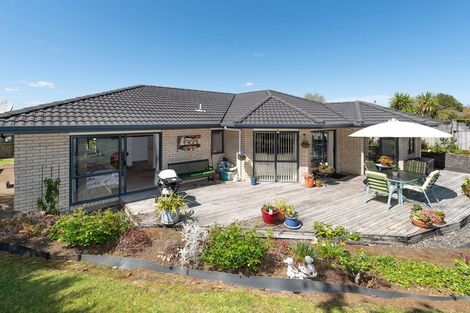 Photo of property in 11 Oakridge Drive, Kerikeri, 0230