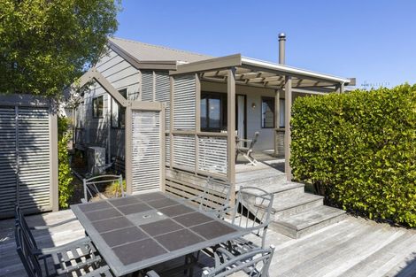 Photo of property in 5 Kempton Place, Richmond Heights, Taupo, 3330