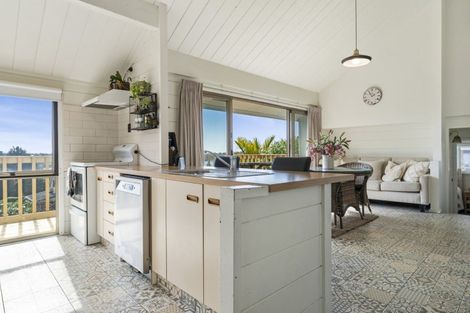 Photo of property in 15 Victory Street, Welcome Bay, Tauranga, 3112