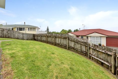 Photo of property in 2/79 Station Road, Te Kamo, Whangarei, 0112