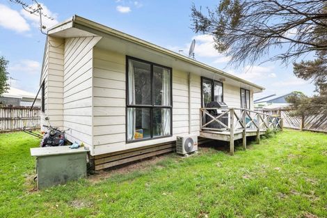 Photo of property in 22 Crawshaw Drive, Nawton, Hamilton, 3200