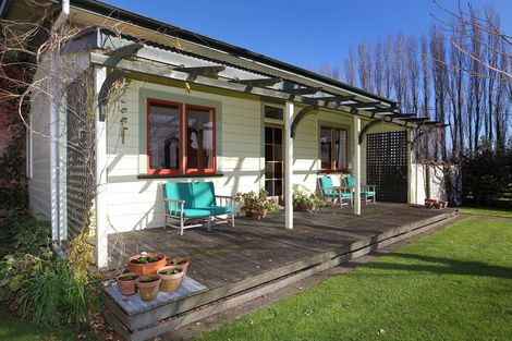 Photo of property in 82 Tollemache Road East, Longlands, Hastings, 4122