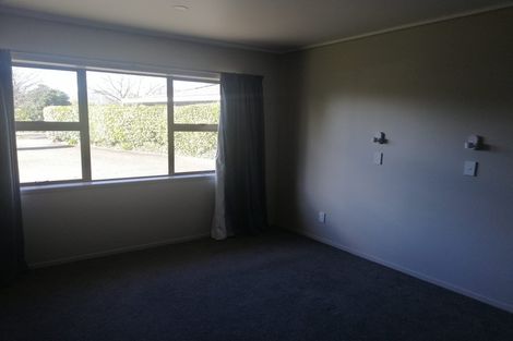 Photo of property in 2/7 Kathleen Place, Rainbow Point, Taupo, 3330