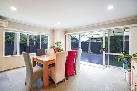 Photo of property in 3 Girvan Terrace, Wattle Downs, Auckland, 2103