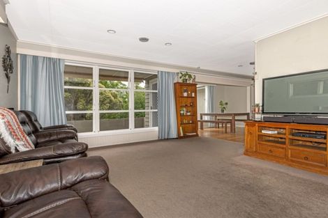 Photo of property in 35 Seddon Crescent, Whataupoko, Gisborne, 4010