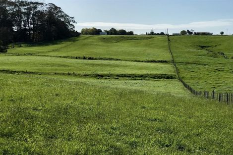 Photo of property in 296 Inland Road North, Tikorangi, Waitara, 4383