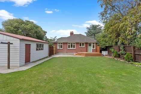 Photo of property in 110 Kendal Avenue, Burnside, Christchurch, 8053