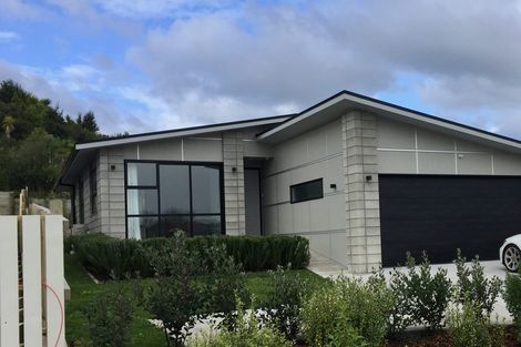 Photo of property in 177 Lakes Boulevard, Pyes Pa, Tauranga, 3112