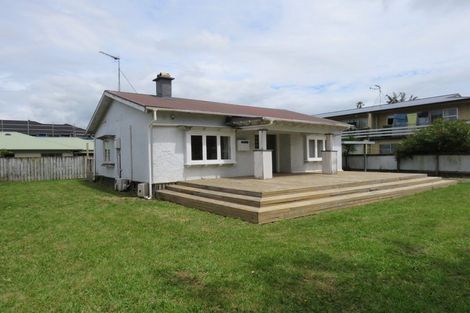 Photo of property in 16 Claudelands Road, Hamilton East, Hamilton, 3216