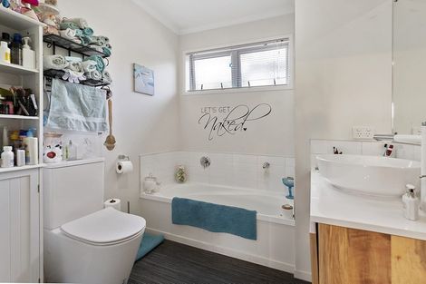 Photo of property in 59a Huanui Street, Ranui, Porirua, 5024