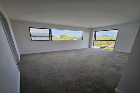 Photo of property in 35 Meadway, Sunnyhills, Auckland, 2010