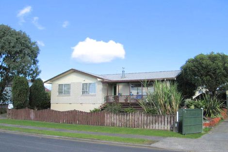 Photo of property in 19 Maytime Street, Clover Park, Auckland, 2023