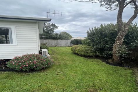 Photo of property in 40 Linwood Drive, Paraparaumu, 5032