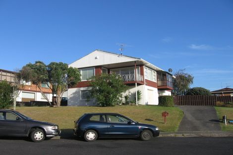 Photo of property in 24 Marcel Place, Glenfield, Auckland, 0629