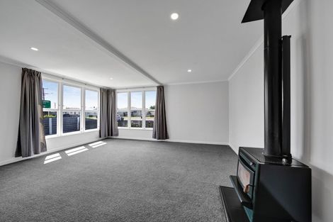 Photo of property in 275 South Road, Hawera, 4610