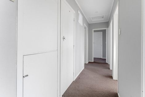 Photo of property in 7 Kelvin Place, Westown, New Plymouth, 4310