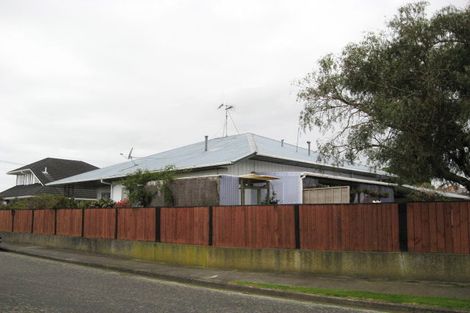 Photo of property in 72 Rugby Street, Levin, 5510