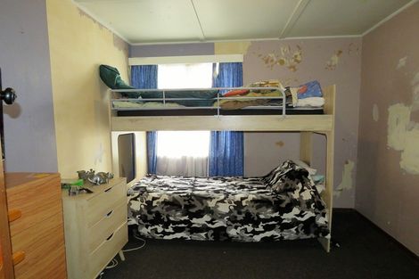 Photo of property in 14 Bright Street, Westport, 7825