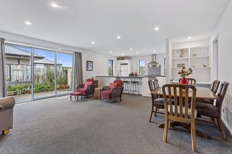 Photo of property in 5 Awa Place, Rangiora, 7400