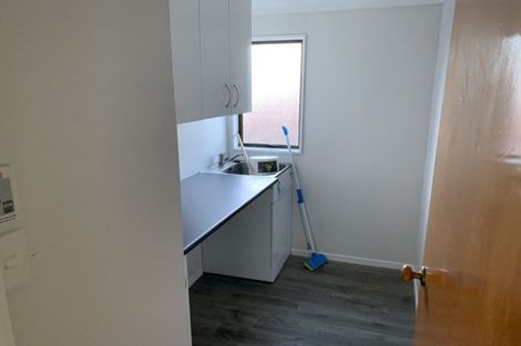 Photo of property in 18 Church Street, Swanson, Auckland, 0612