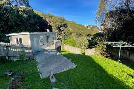 Photo of property in 6a Kiriwai Road, Paremata, Porirua, 5024