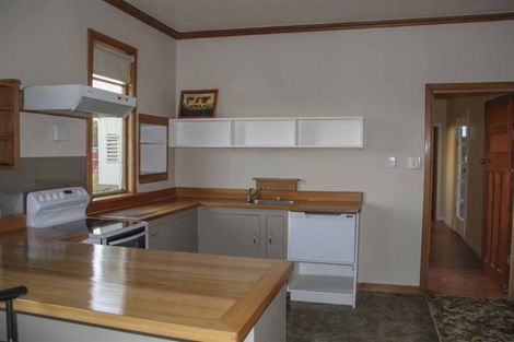 Photo of property in 12 Grove Burn Road, Tuatapere, 9620