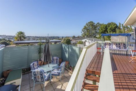Photo of property in 139 Waimumu Road, Massey, Auckland, 0614