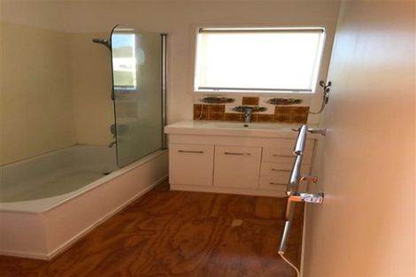 Photo of property in 11 Dalton Road, Snells Beach, 0920