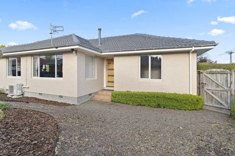 Photo of property in 43 Daniels Road, Redwood, Christchurch, 8051