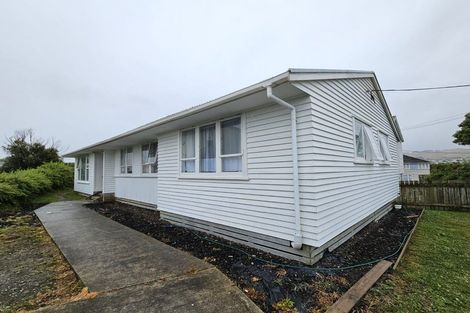 Photo of property in 46-48 Cheshire Street, Cannons Creek, Porirua, 5024