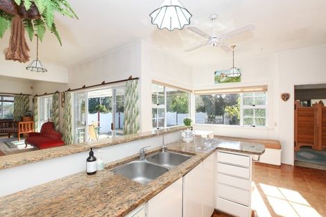 Photo of property in 112 Great South Road, Huntly, 3700