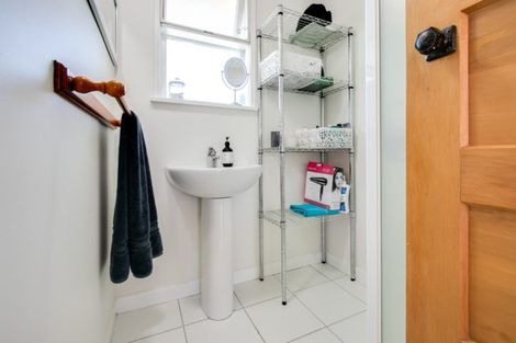 Photo of property in 48 Russell Road, Marewa, Napier, 4110