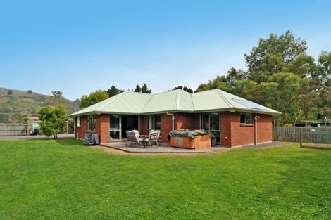 Photo of property in 63 Harwood Street, Harwood, Dunedin, 9077