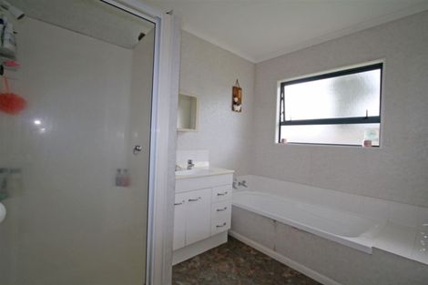 Photo of property in 3a Meade Place, Bell Block, New Plymouth, 4312