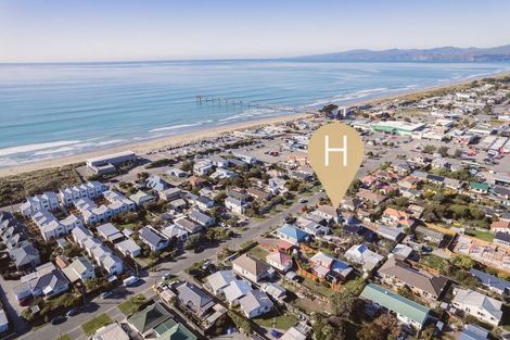 Photo of property in 40 Keppel Street, New Brighton, Christchurch, 8083