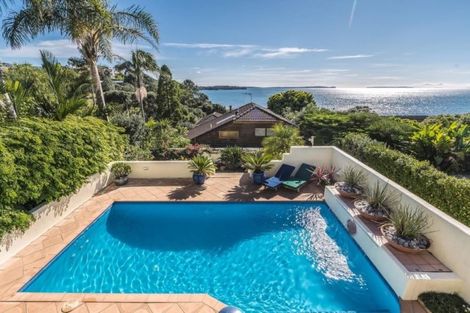 Photo of property in 1/53 Churchill Road, Murrays Bay, Auckland, 0630