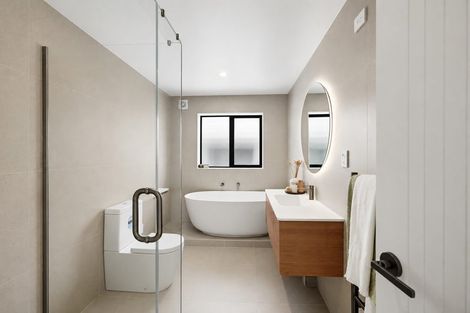 Photo of property in 17 Rock Isle Road, Torbay, Auckland, 0630