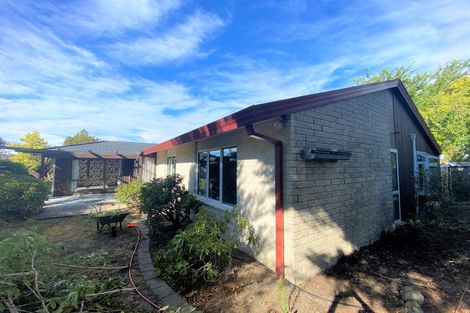 Photo of property in 15 Chatswood Place, Bishopdale, Christchurch, 8051