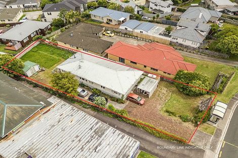 Photo of property in 246 Wairau Road, Glenfield, Auckland, 0627