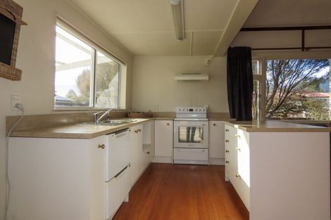 Photo of property in 74 Church Street, Reefton, 7830