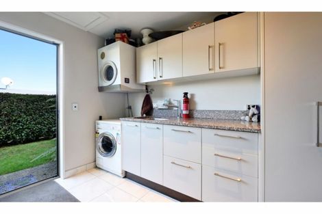 Photo of property in 355 Princes Drive, Britannia Heights, Nelson, 7010