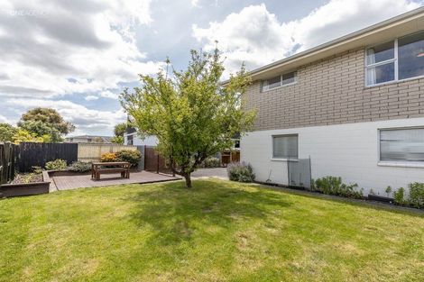 Photo of property in 15 Chilton Drive, Mairehau, Christchurch, 8052