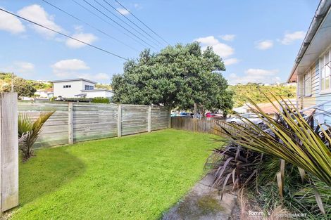 Photo of property in 46 Raukawa Street, Strathmore Park, Wellington, 6022