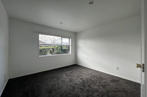 Photo of property in Waimanu Bay Village, 3/1 Piriti Drive, Te Atatu Peninsula, Auckland, 0610