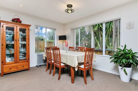 Photo of property in 49 Harmel Road, Glendene, Auckland, 0602