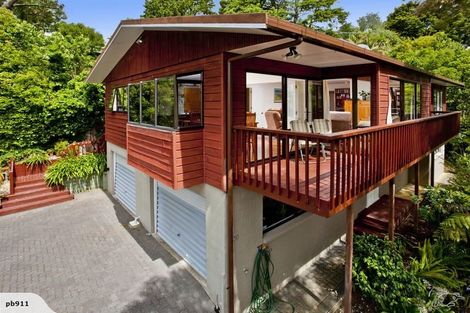 Photo of property in 20 Trelawny Place, Hillcrest, Auckland, 0627