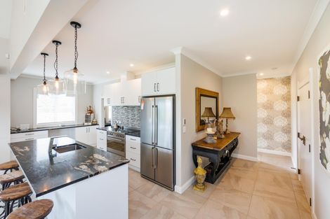 Photo of property in 167 Oroua Road, Kairanga, Palmerston North, 4475