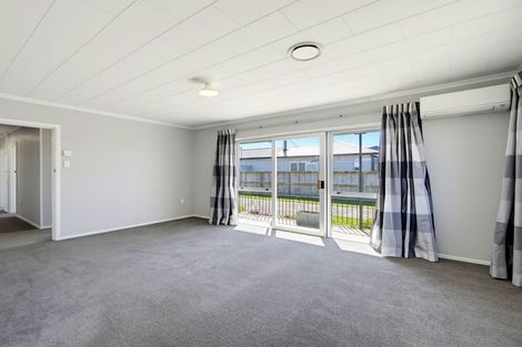 Photo of property in 61 Burnett Street, Oxford, 7430